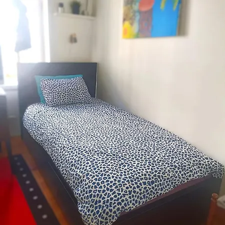 Single And Cozy